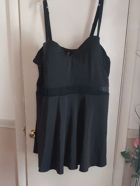 Torrid Black Mesh In-Set Skater One-Piece Skirted Bathing Suit Plus Sz 5